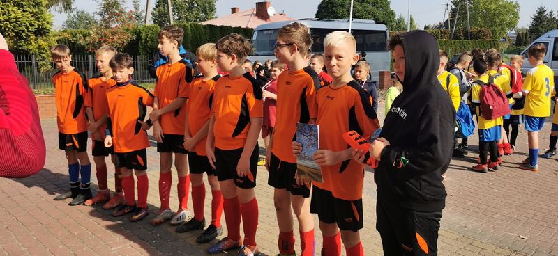 Młoda reprezentacja szkoły również z Mistrzostwem Powiatu w piłce nożnej